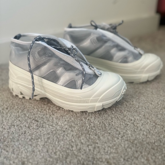 Brand new Burberry water proof sneakers - Picture 10 of 10